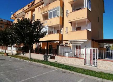 Piso para 48 000 euro en Scalea, Italia