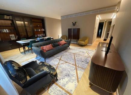 Flat for 2 400 000 euro in Barcelona, Spain