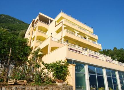 Hotel para 2 650 000 euro en Kotor, Montenegro