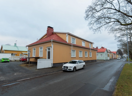 Casa adosada para 19 246 euro en Pori, Finlandia