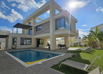 Haus für 2 500 euro pro Monat in Paralimni, Zypern