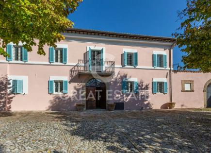 House for 990 000 euro in Spoleto, Italy