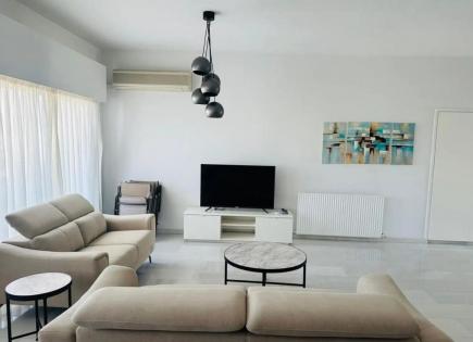 Appartement pour 1 250 Euro par mois à Strovolos, Chypre