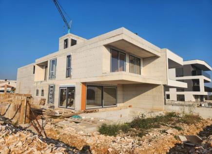 House for 300 000 euro in Medulin, Croatia