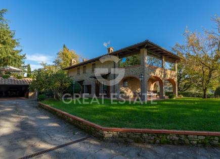 House for 1 400 000 euro in Arezzo, Italy