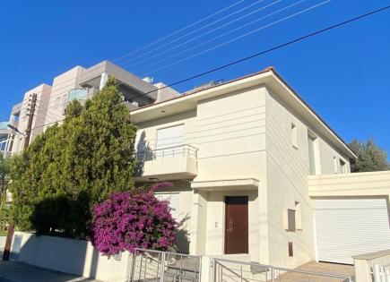 Maison pour 2 500 Euro par mois à Limassol, Chypre