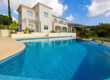 Apartment for 820 000 euro in Paphos, Cyprus