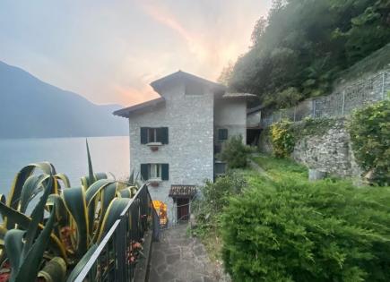 Villa for 990 000 euro in Valsolda, Italy