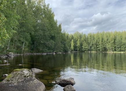 Land for 1 300 000 euro in Kuhmoinen, Finland