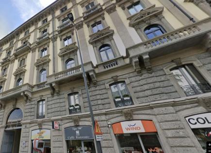 Shop for 190 000 euro in Milan, Italy