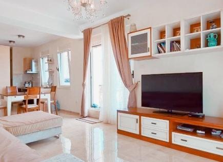 Ático para 390 000 euro en Becici, Montenegro