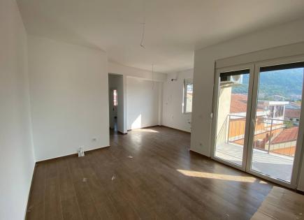 Piso para 250 000 euro en Budva, Montenegro