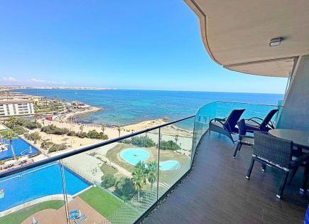 Apartment for 480 000 euro in Punta Prima, Spain