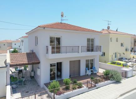 Villa für 325 000 euro in Larnaka, Zypern