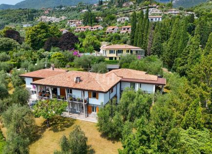 Villa für 1 950 000 euro in Gardasee, Italien