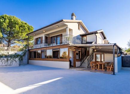 Casa para 395 000 euro en Buje, Croacia