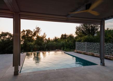 Villa for 850 000 euro in Budva, Montenegro