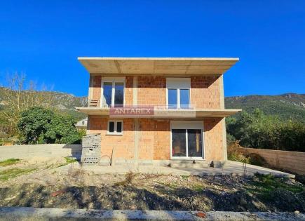 Villa for 96 000 euro in Zelenika, Montenegro