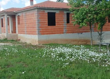 Casa para 285 000 euro en Tinjan, Croacia