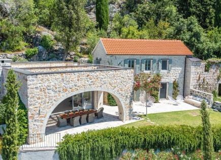 Villa para 1 590 000 euro en Herceg-Novi, Montenegro