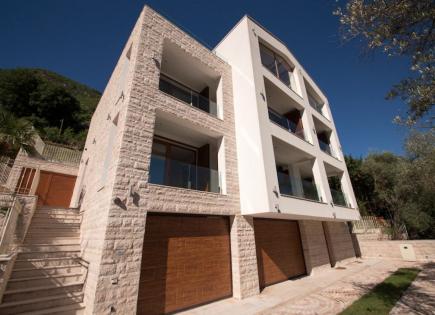 Casa para 1 800 000 euro en Kotor, Montenegro