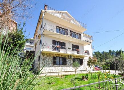 Haus für 997 000 euro in Tivat, Montenegro