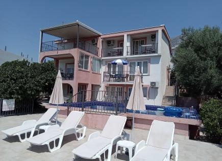 Casa para 600 000 euro en Dobra Voda, Montenegro