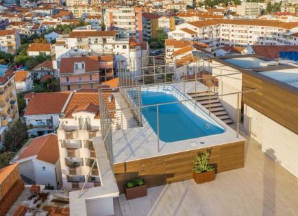 Piso para 1 200 000 euro en Budva, Montenegro