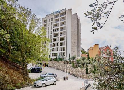 Piso para 370 000 euro en Rafailovici, Montenegro