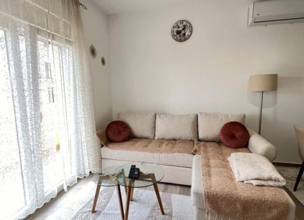 Appartement pour 750 Euro par mois à Tivat, Monténégro