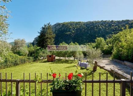 Villa para 269 000 euro en Petrovac, Montenegro