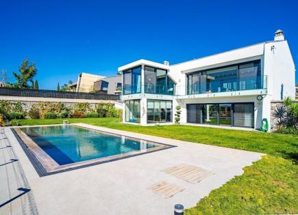 Villa for 1 620 000 euro in Turkey