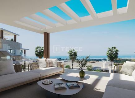 Penthouse for 1 485 000 euro in Estepona, Spain