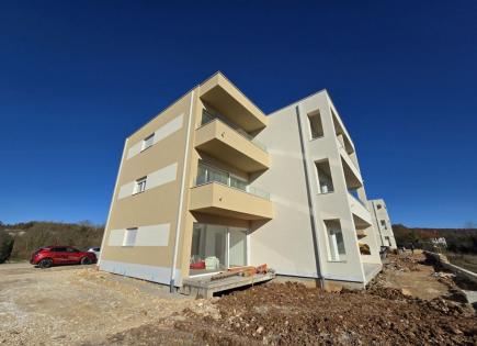 Flat for 153 418 euro in Zminj, Croatia