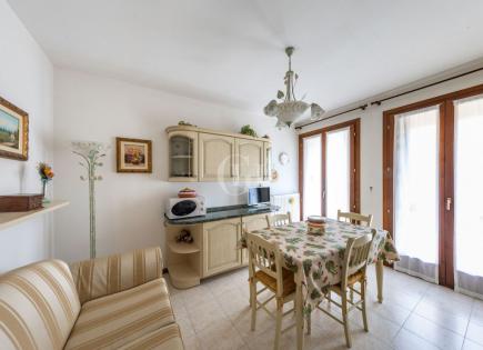 Apartamento para 189 000 euro por Lago de Garda, Italia