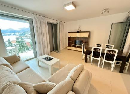 Apartamento para 317 000 euro en Przno, Montenegro