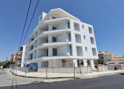 Wohnung für 400 000 euro in Ayios Dhometios, Zypern