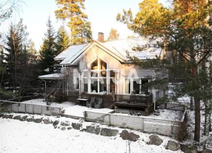 House for 364 000 euro in Sipoo, Finland