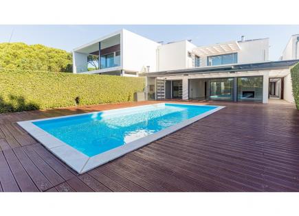 Villa für 1 980 000 euro in Vilamoura, Portugal