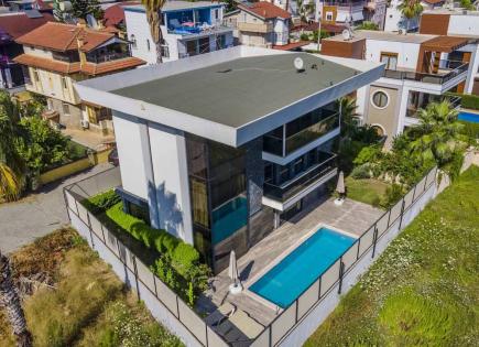 Villa for 475 000 euro in Alanya, Turkey