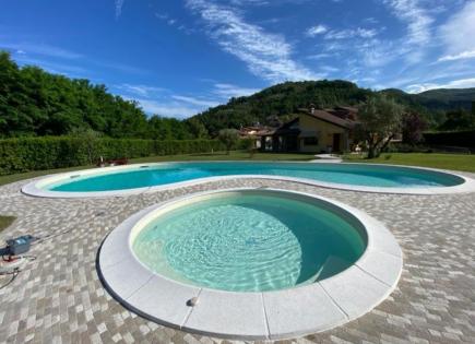 Villa para 1 000 euro por día en Fivizzano, Italia