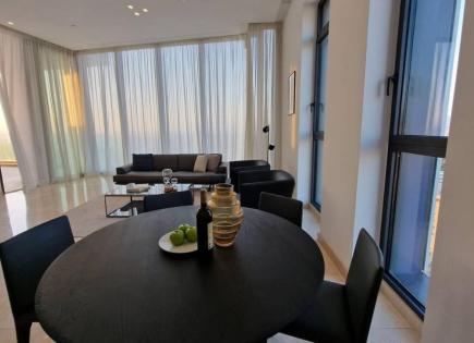 Piso para 3 800 euro por mes en Nicosia, Chipre