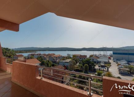 Flat for 230 000 euro in Tivat, Montenegro
