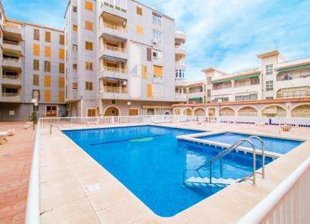 Piso para 132 600 euro en Torrevieja, España