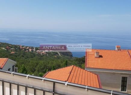 Villa for 650 000 euro in Sveti Stefan, Montenegro