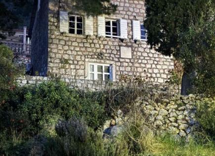 House for 1 200 000 euro in Perast, Montenegro