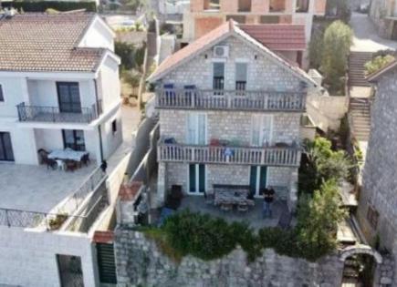 Haus für 600 000 euro in Krasici, Montenegro