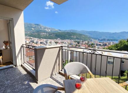 Piso para 215 000 euro en Budva, Montenegro