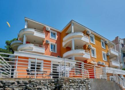 Hotel para 670 000 euro en Petrovac, Montenegro