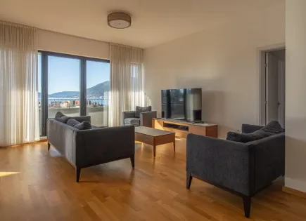 Ático para 460 000 euro en Tivat, Montenegro